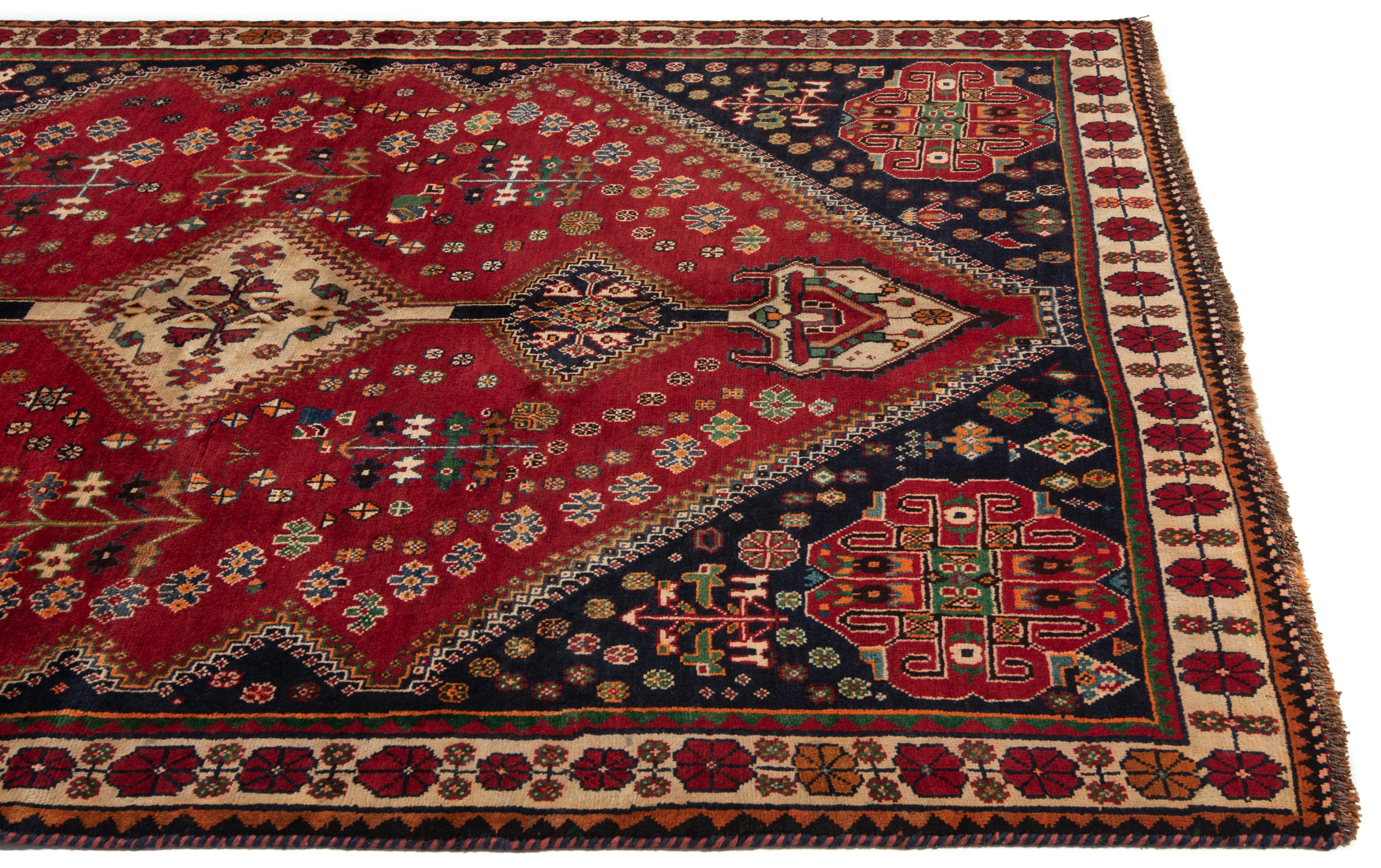 Shiraz Ghashqai Persian Rug Red 237 x 154 cm