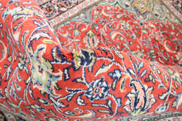 Sarough Persian Rug