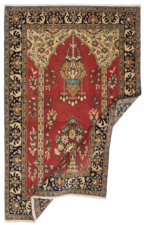 Qom con alfombra persa de seda
