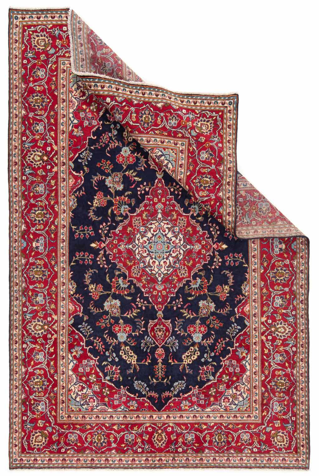 Kashan Persian Rug
