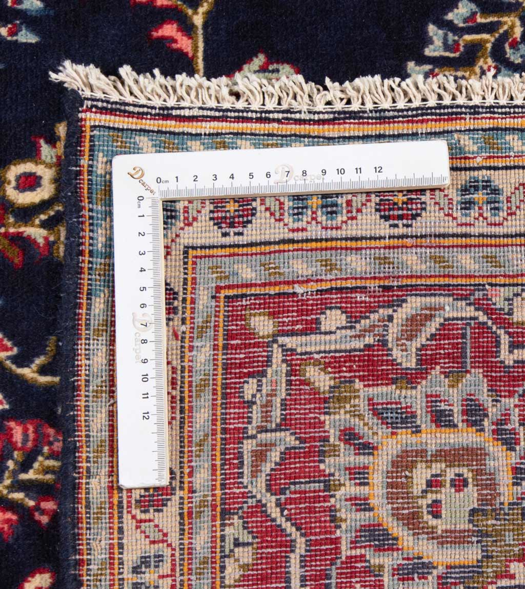 Kashan Persian Rug