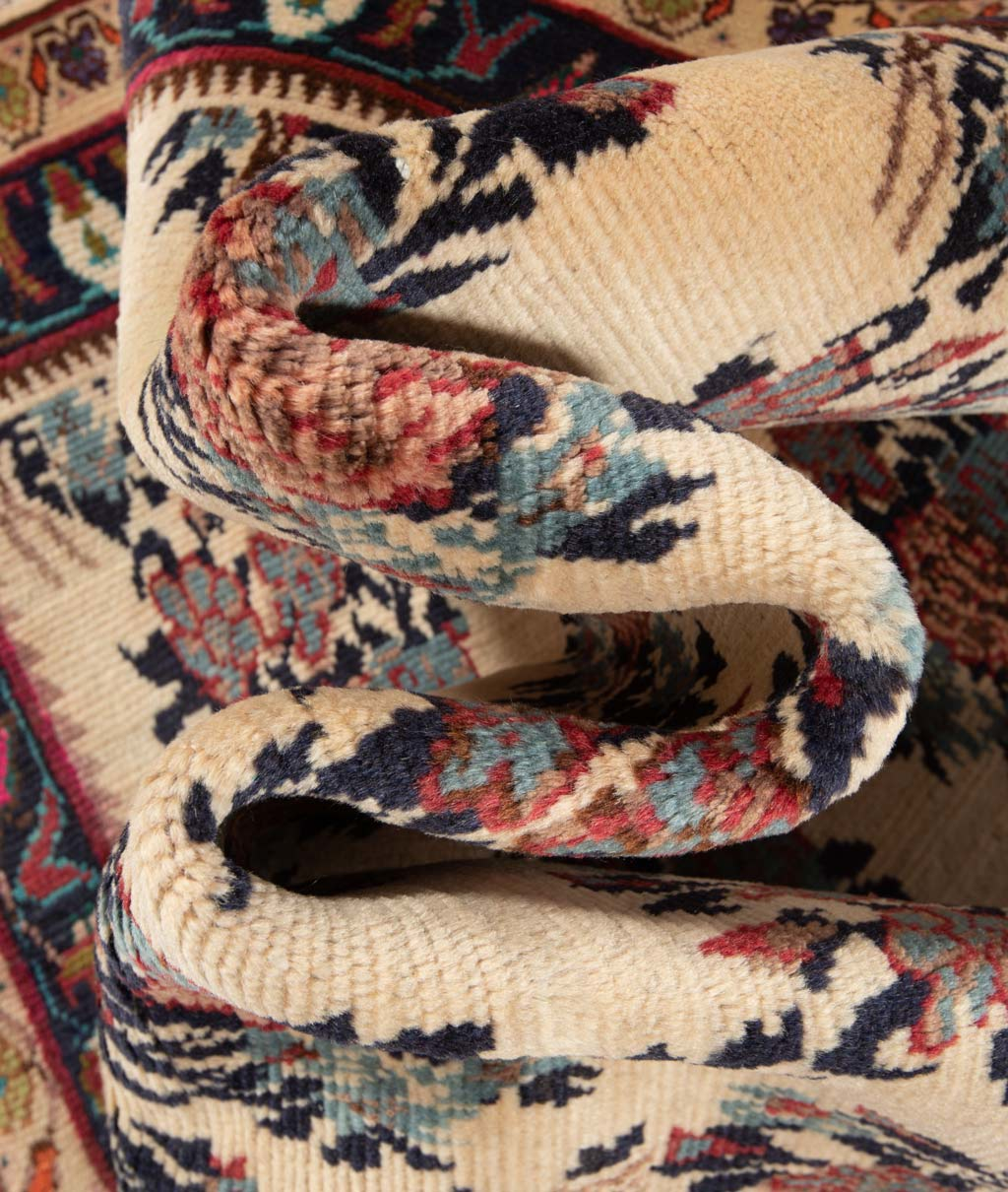 Sirjan Persian Rug