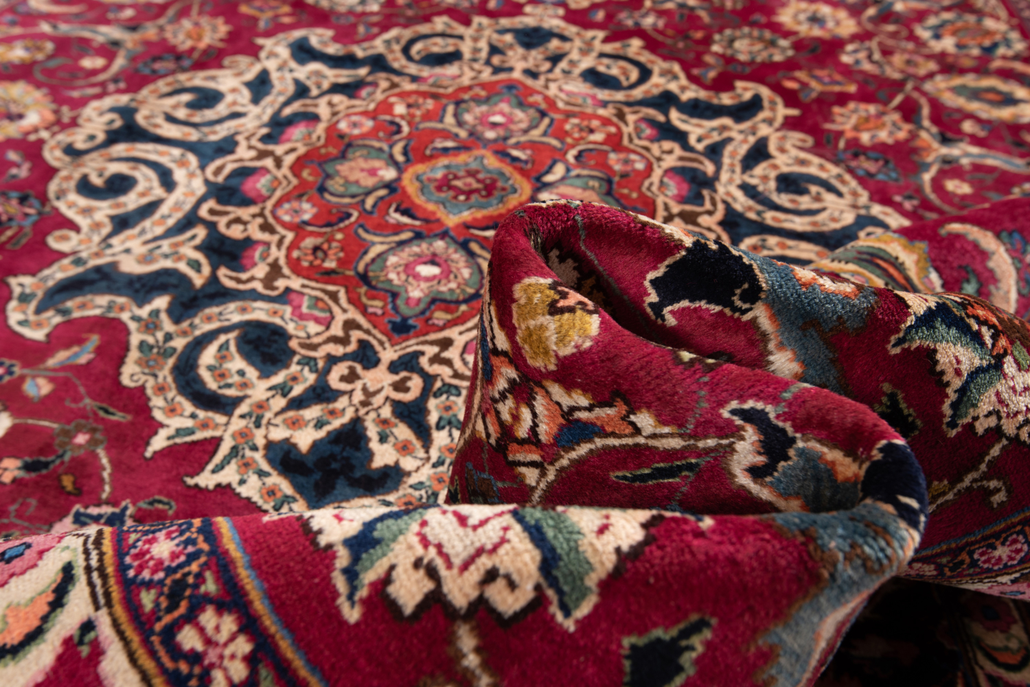 Mashhad Persian Rug